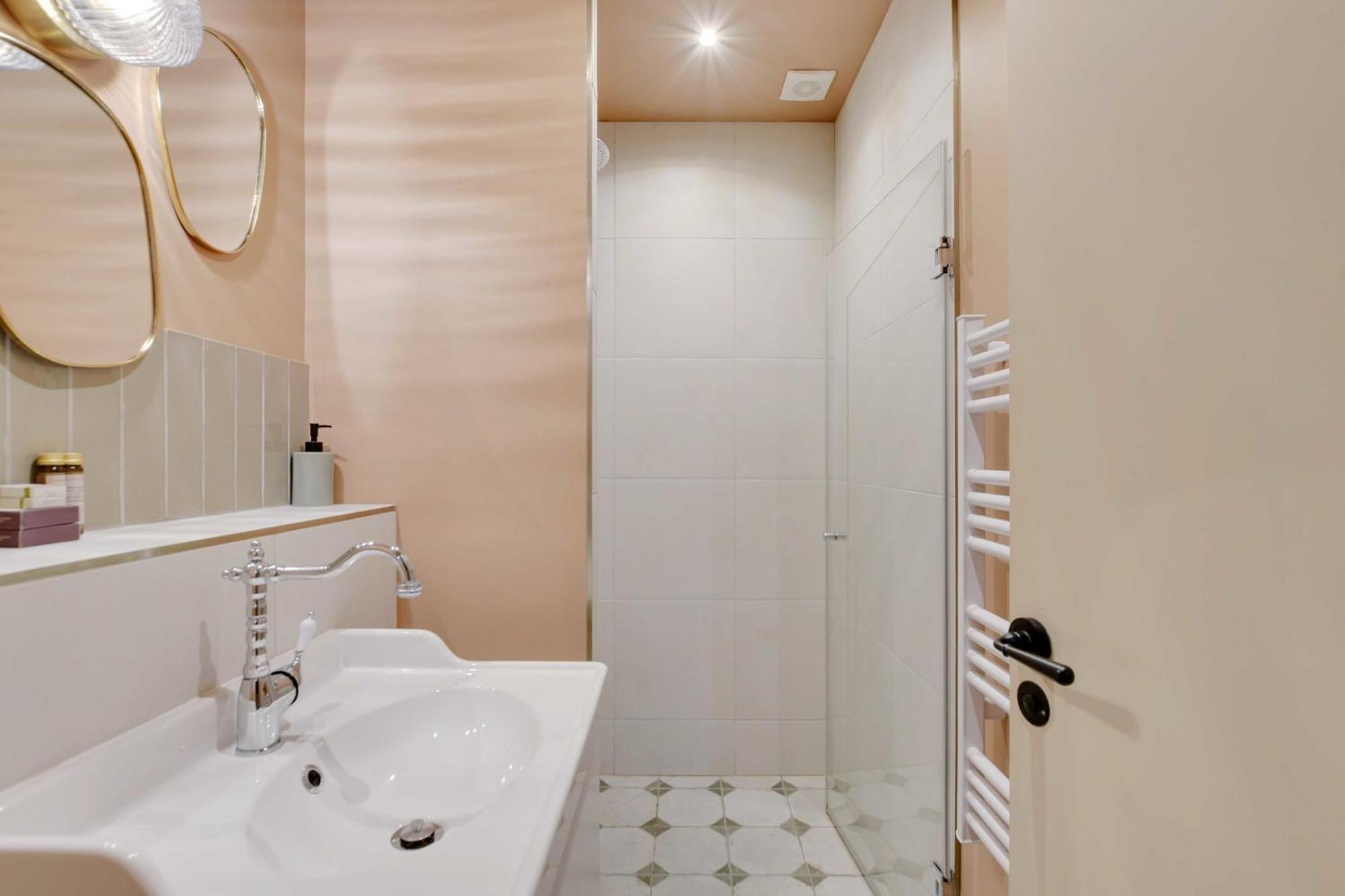 Residence Passage Du Caire Париж Екстериор снимка